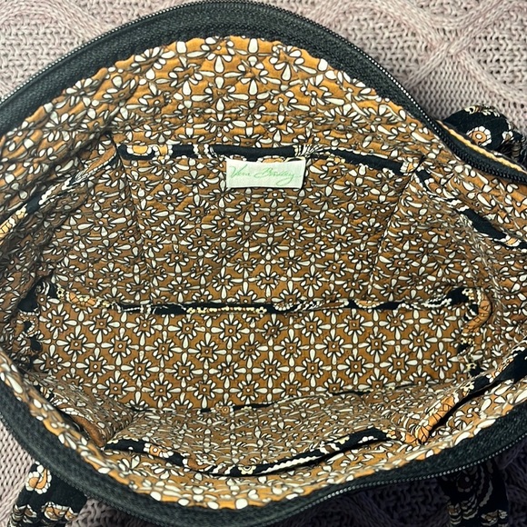 Vera Bradley Retired Cafe Latte Morgan Zipper Tote - Picture 4 of 6